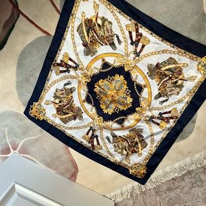 NWOT fancy scarf